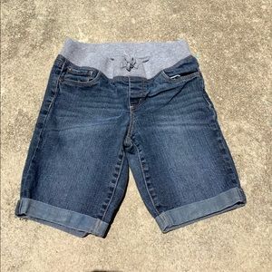 Arizona Denim Jean Shorts Elastic Waist 14 Knee